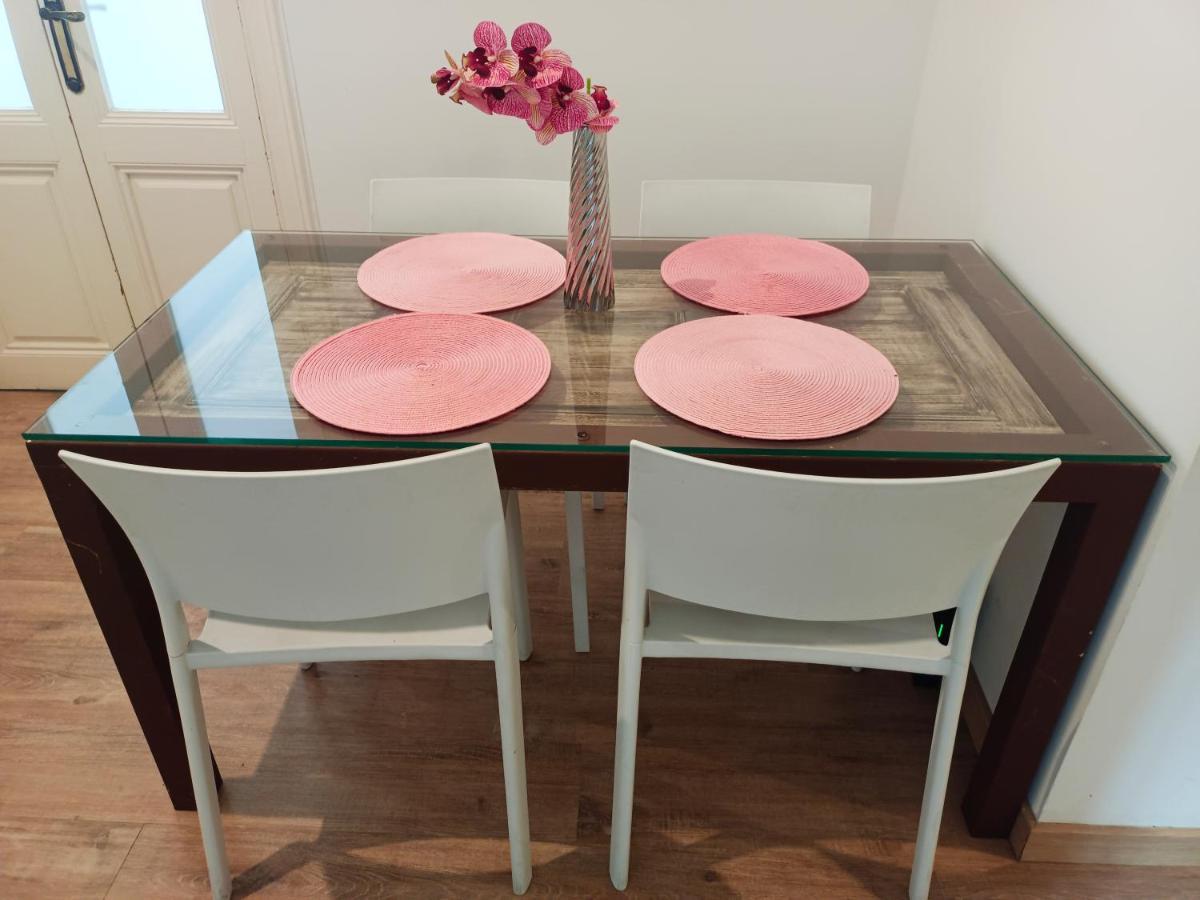 ברצלונה Private Rooms In Born מראה חיצוני תמונה