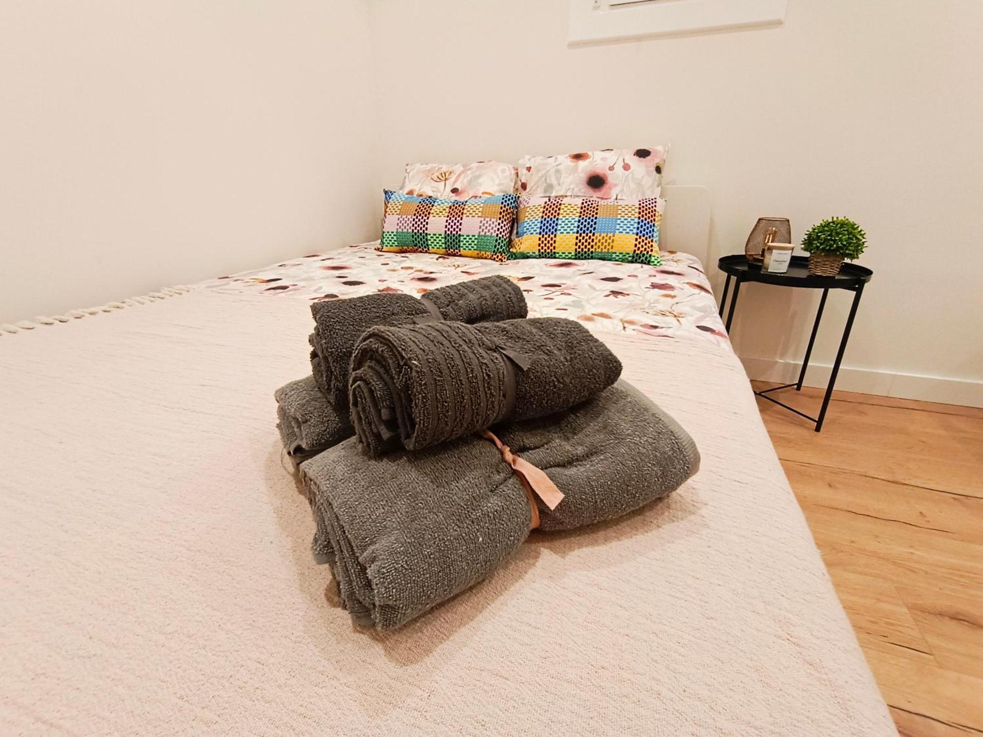 ברצלונה Private Rooms In Born מראה חיצוני תמונה